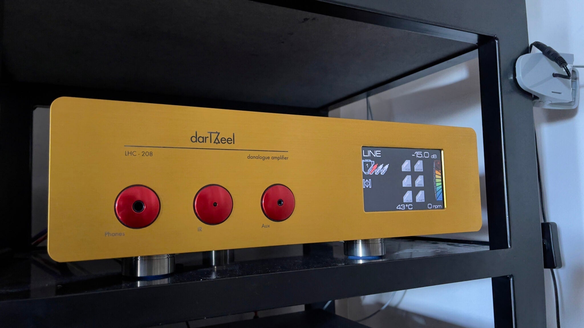 Un petit coin de paradis ? l'intégré darTZeel LHC-208