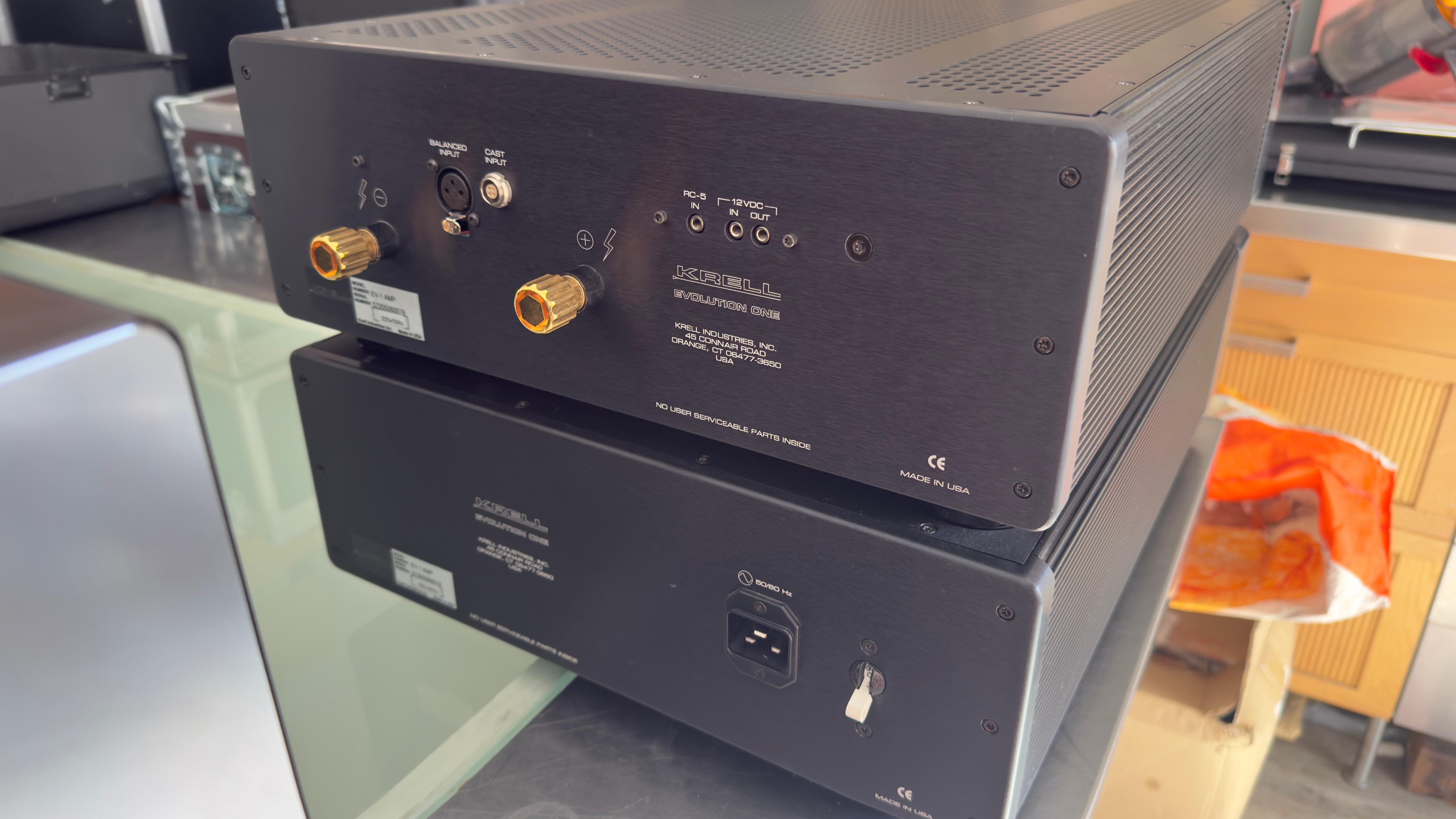 Krell Evolution One - Pair of monoblocks + power supplies