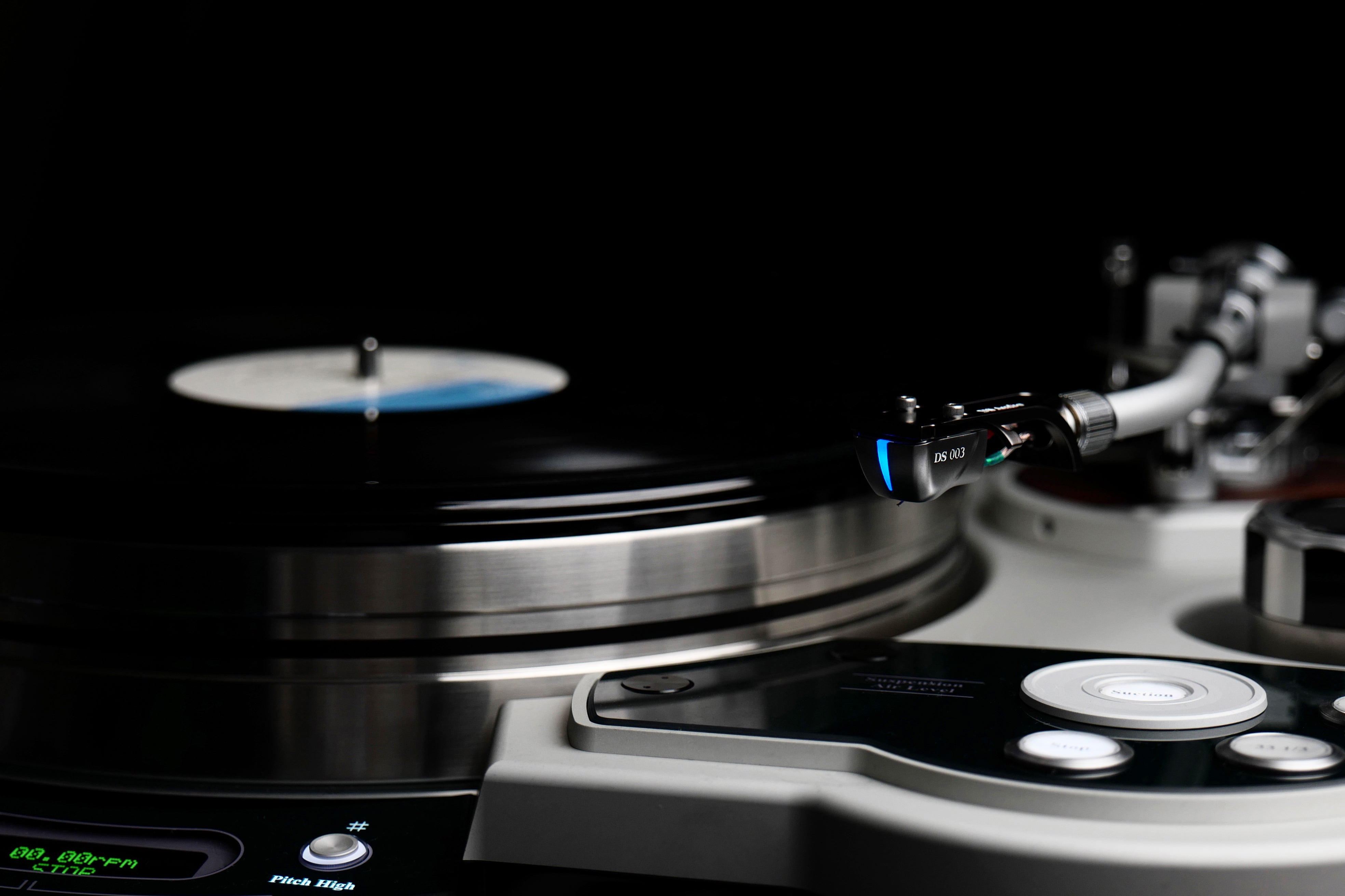 DS Audio - DS 003