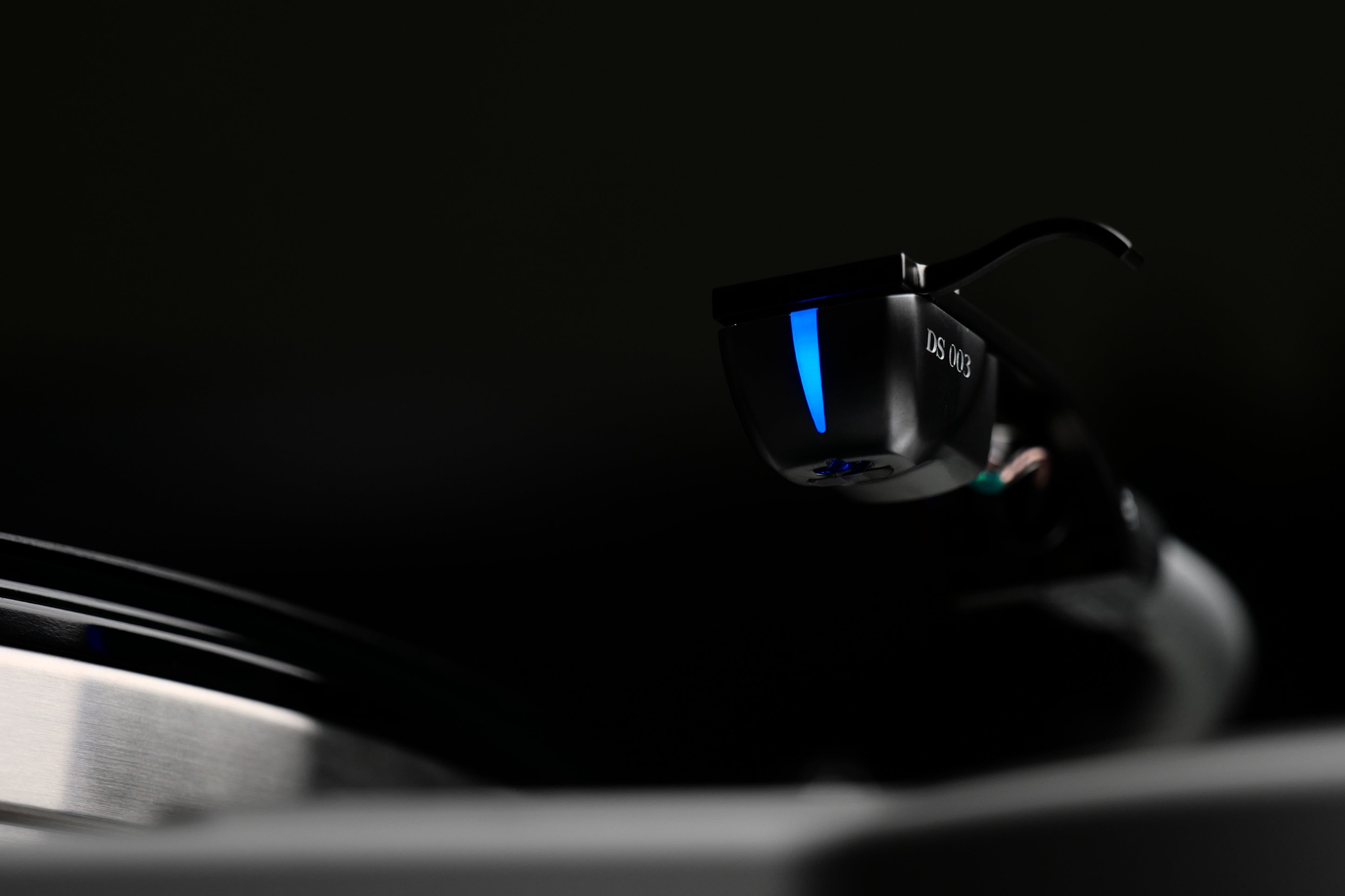 DS Audio - DS 003