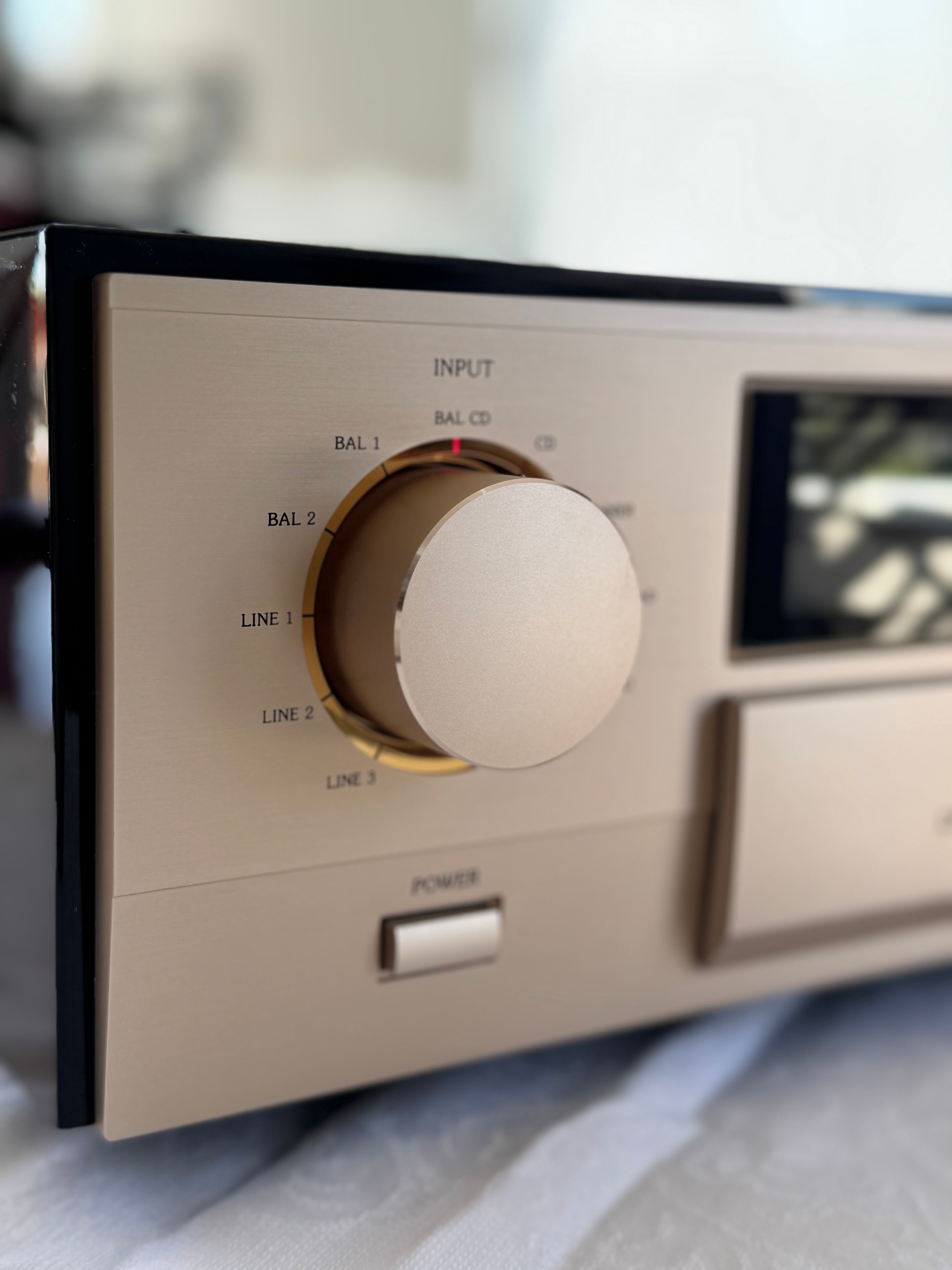 Accuphase C3900 6