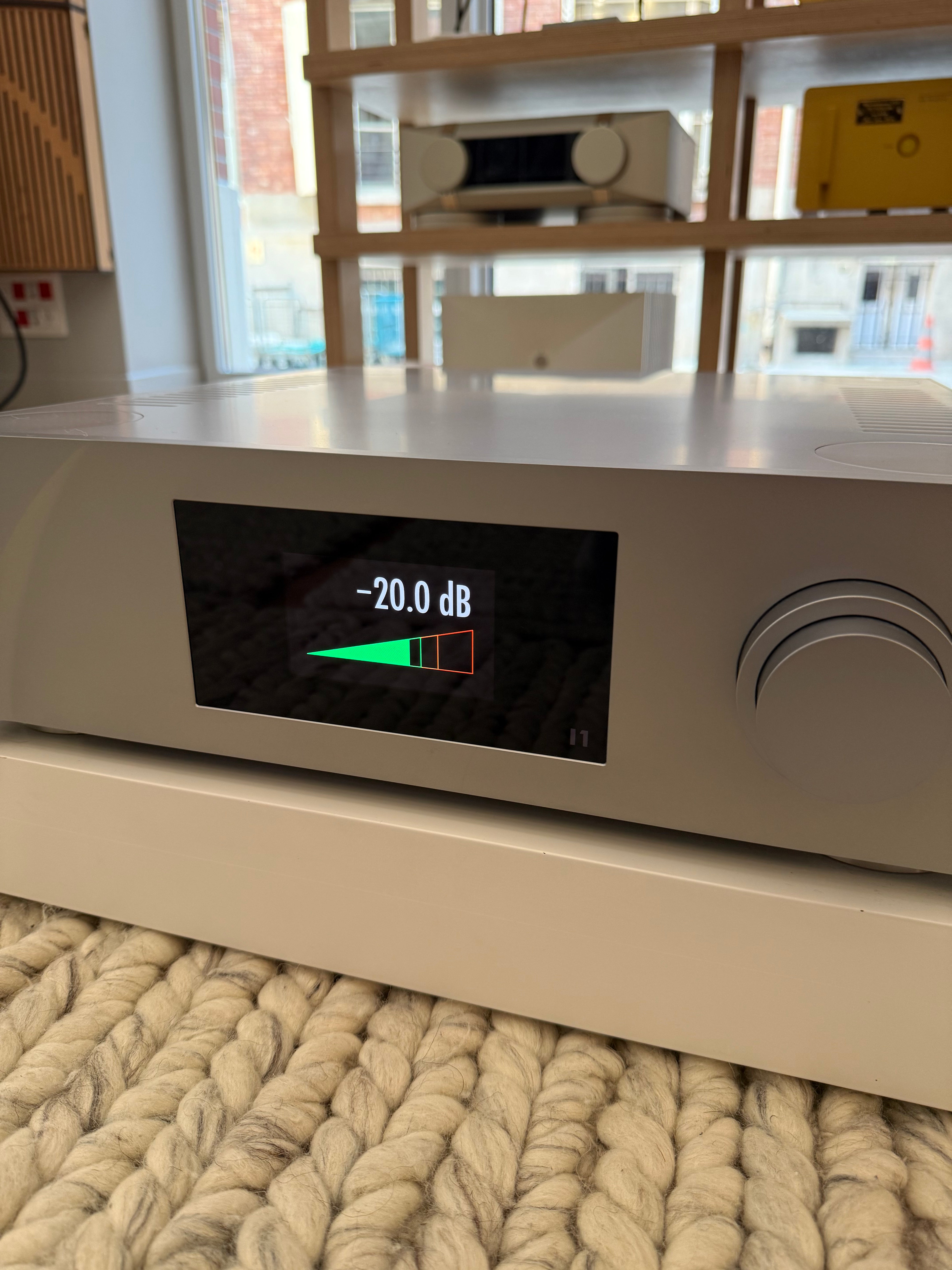 Amplificateur intégré CH Precision I1 avec option carte Streamer HD