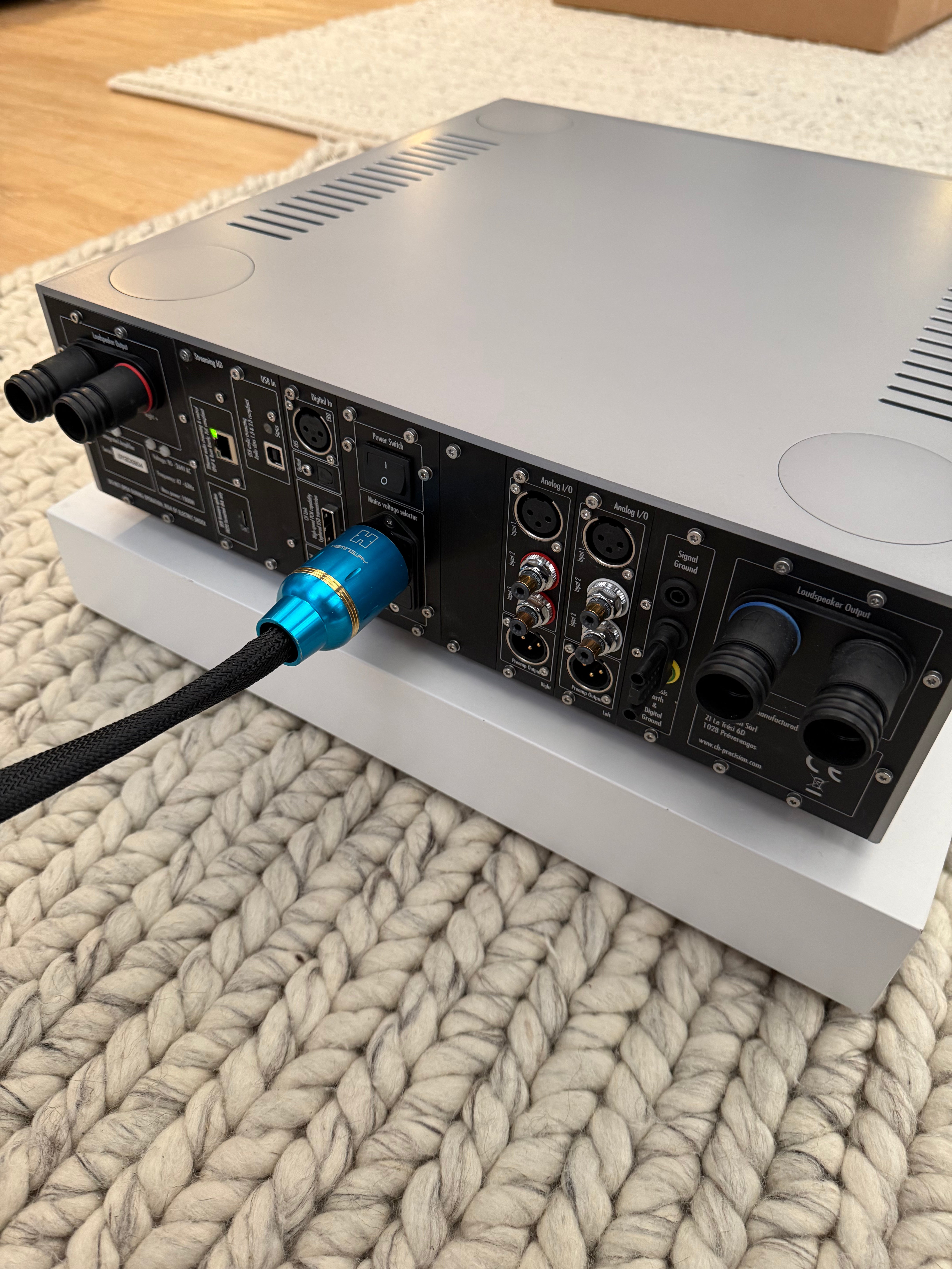 Amplificateur intégré CH Precision I1 avec option carte Streamer HD