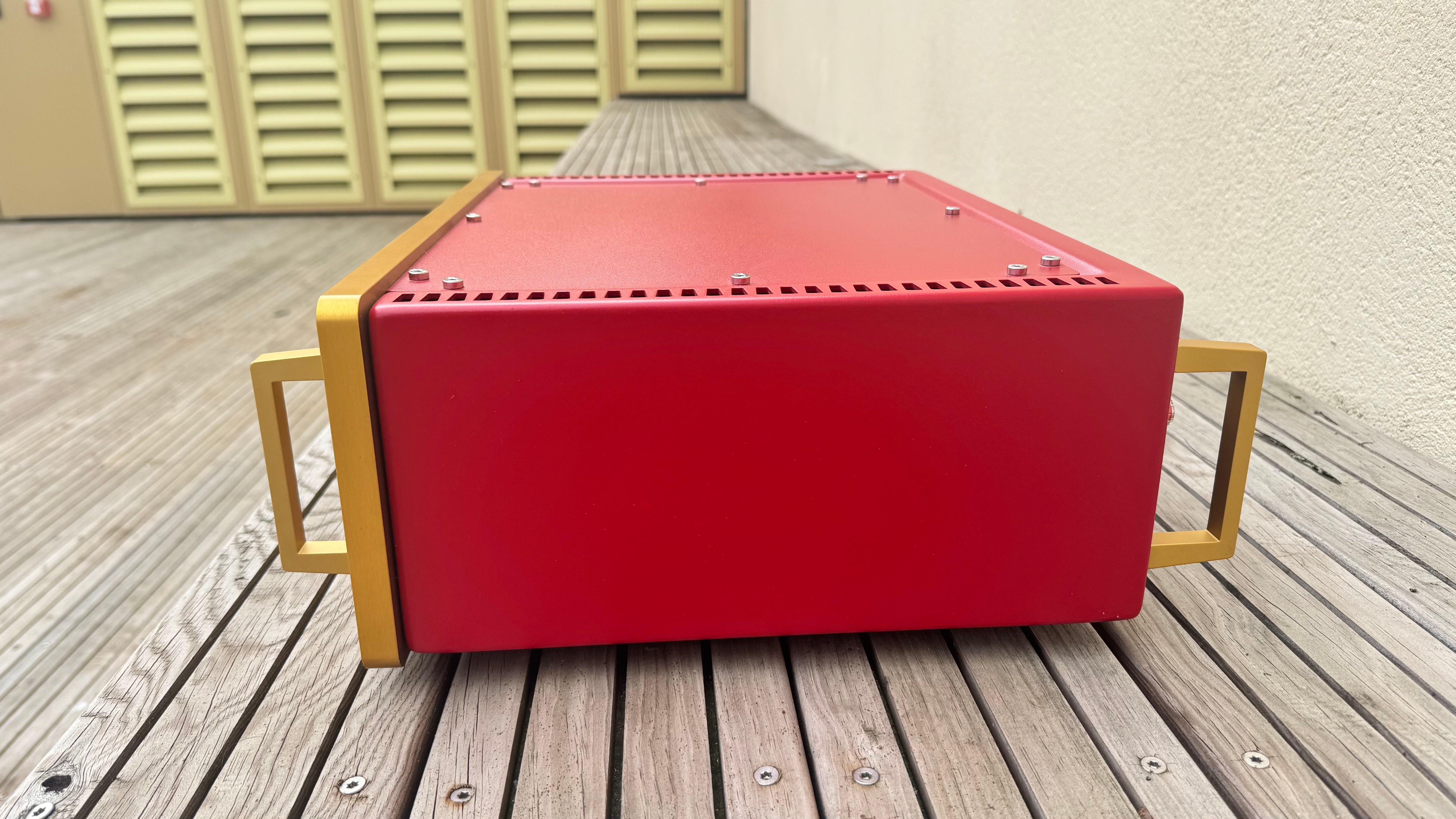 darTZeel Integrated amplifier CTH-8550 Mk2 - demo unit