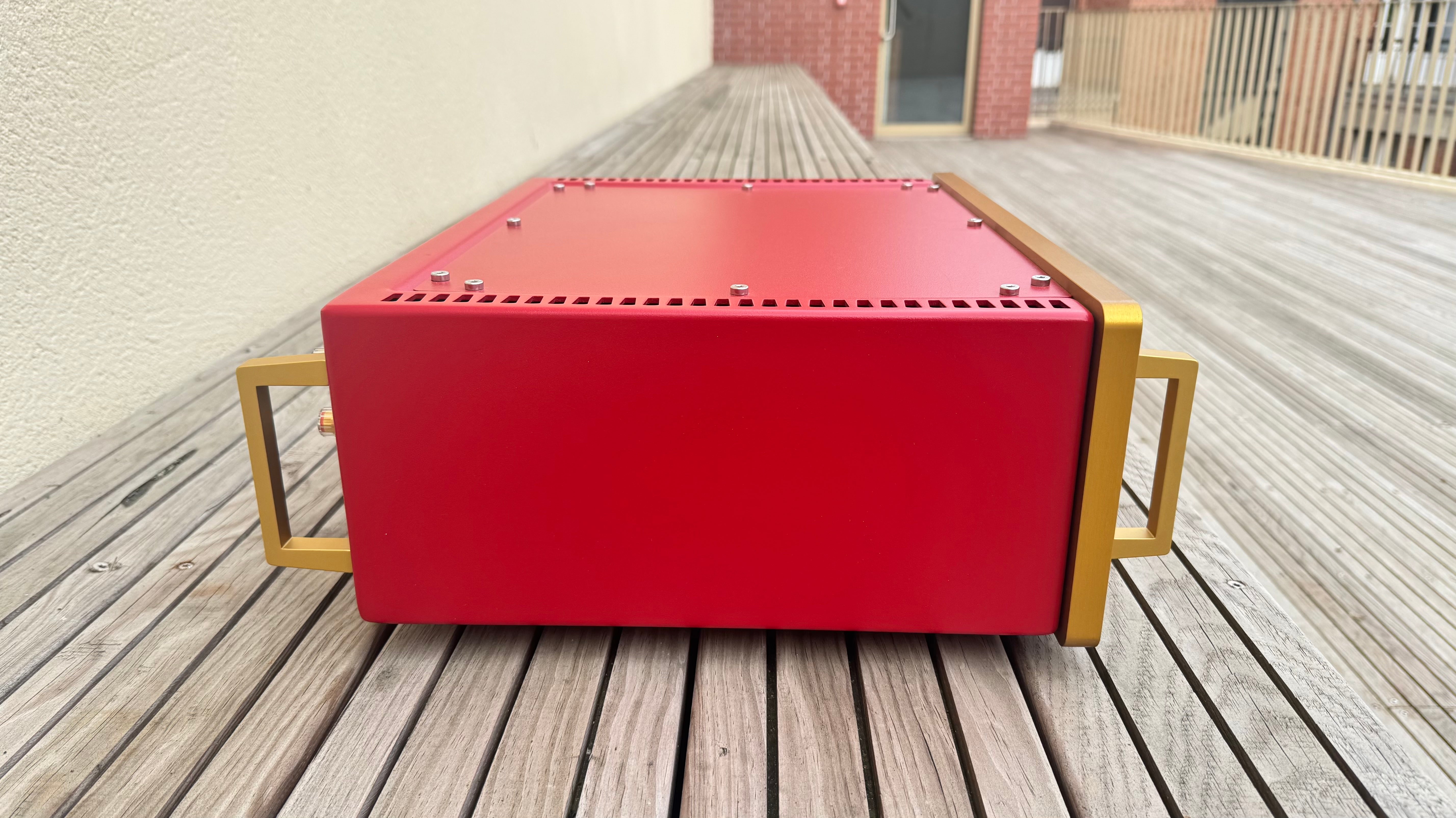 darTZeel Integrated amplifier CTH-8550 Mk2 - demo unit
