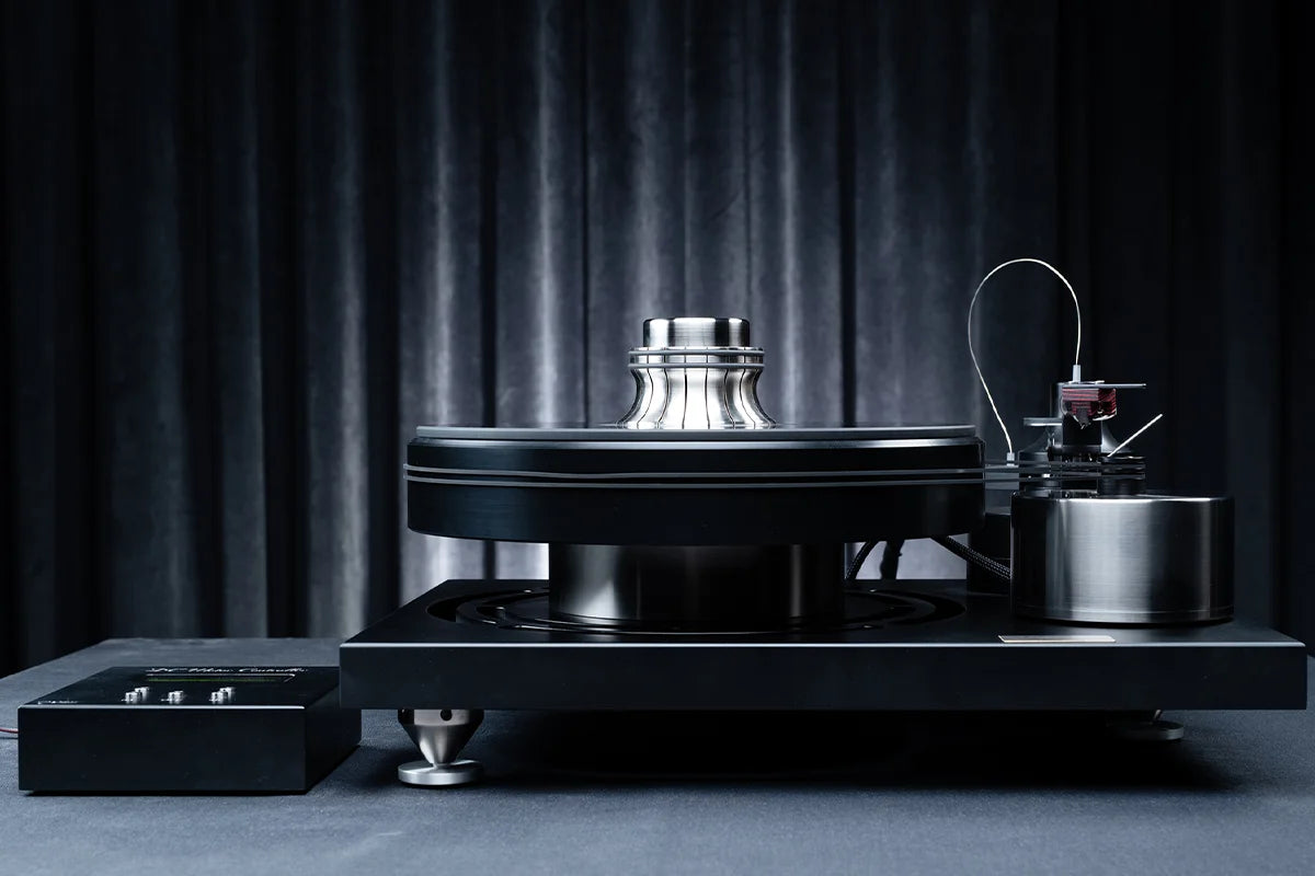 J.Sikora Initial glossy black 2