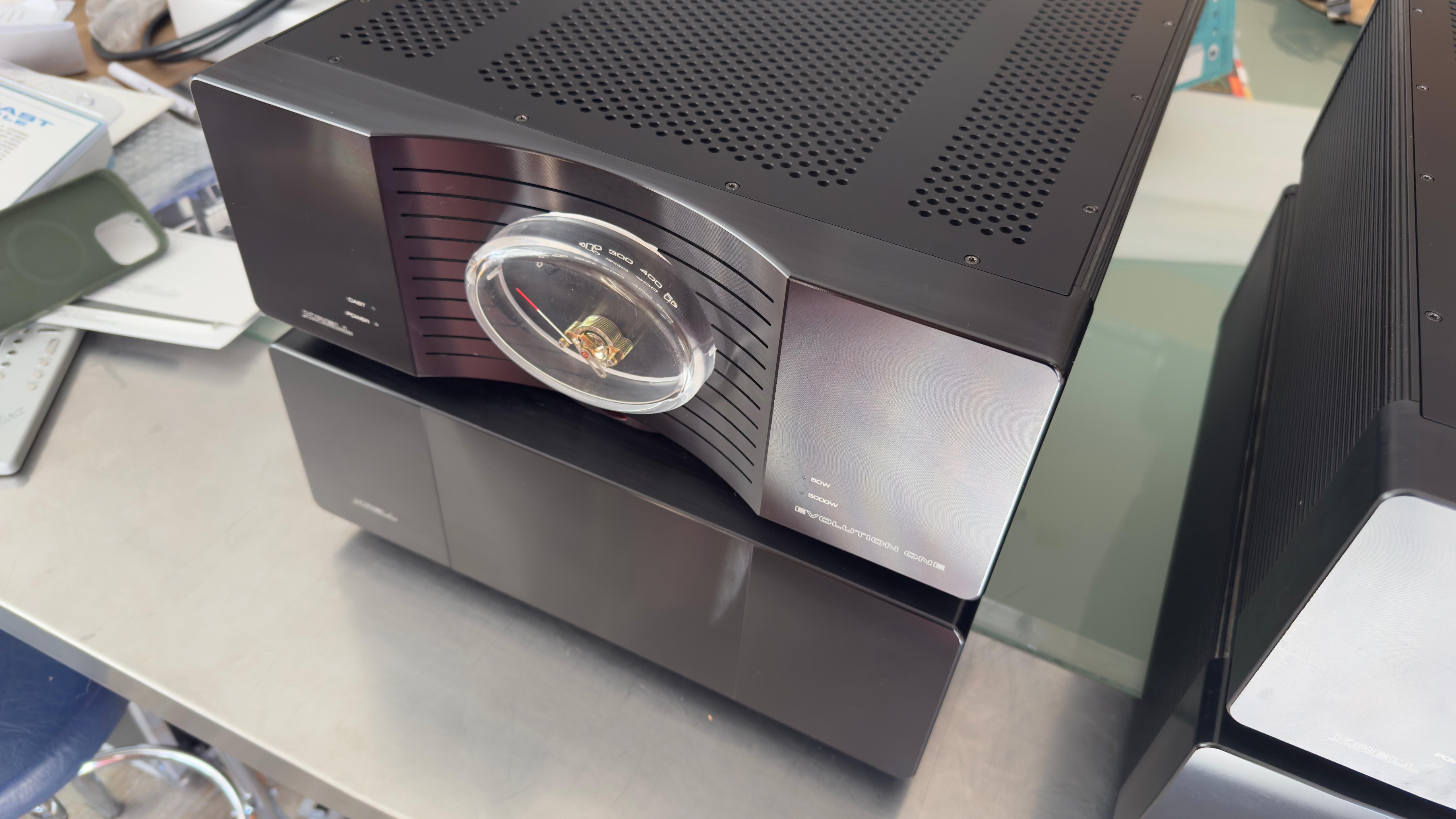 Krell Evolution One - Pair of monoblocks + power supplies