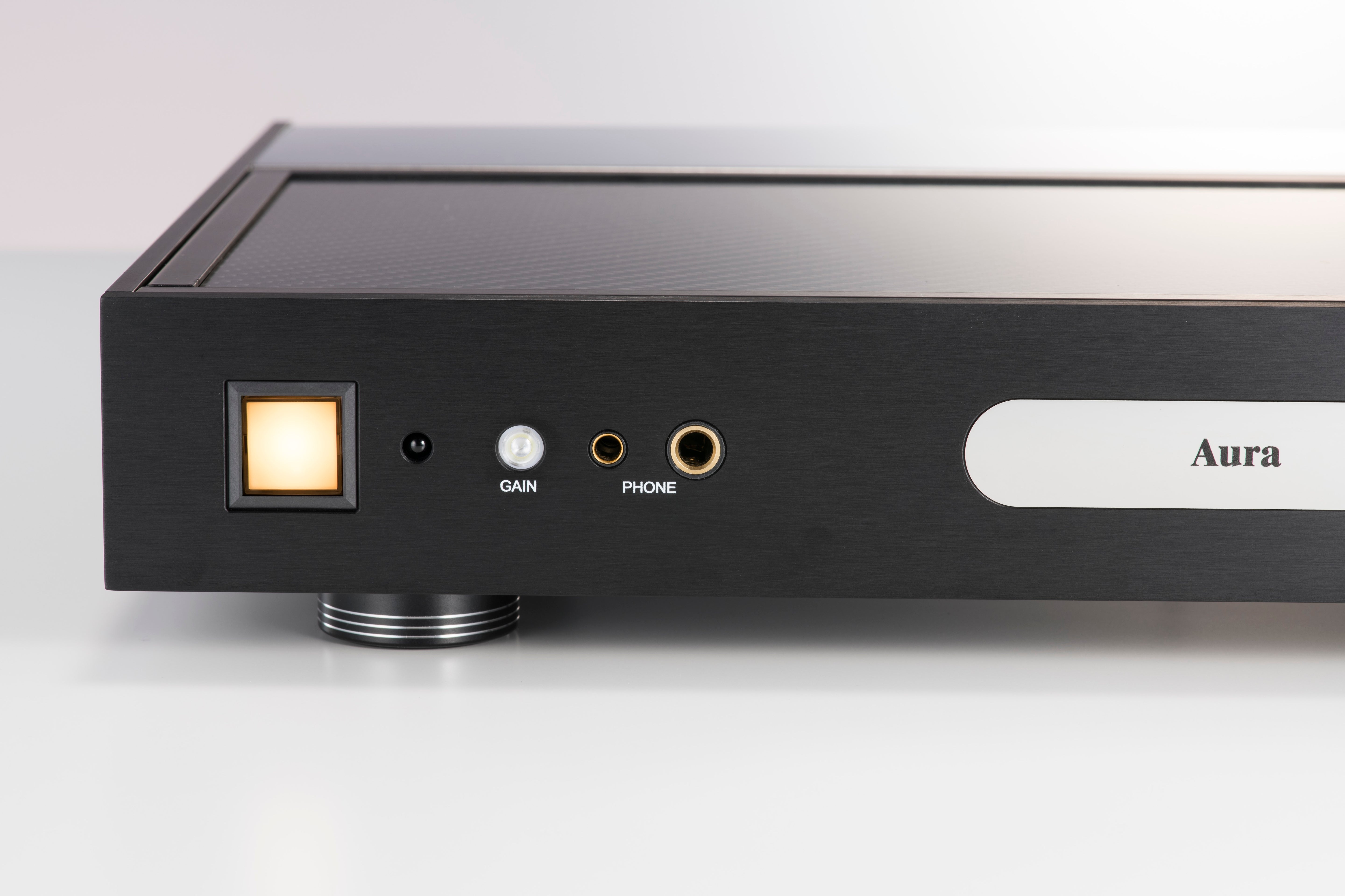Aura LCC1 - Preamp/Headphone Amplifier