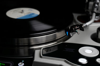 DS Audio - DS 003