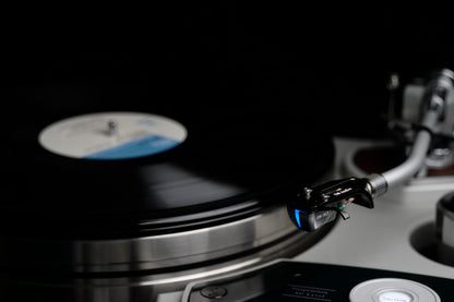 DS Audio - DS 003