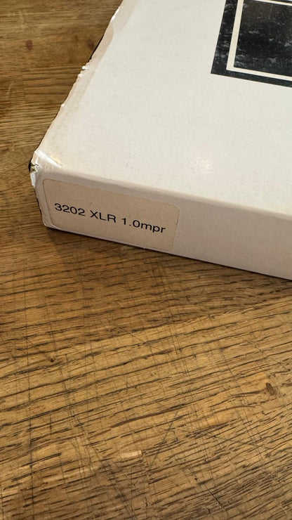 Black Cat Cable 3232 XLR 1