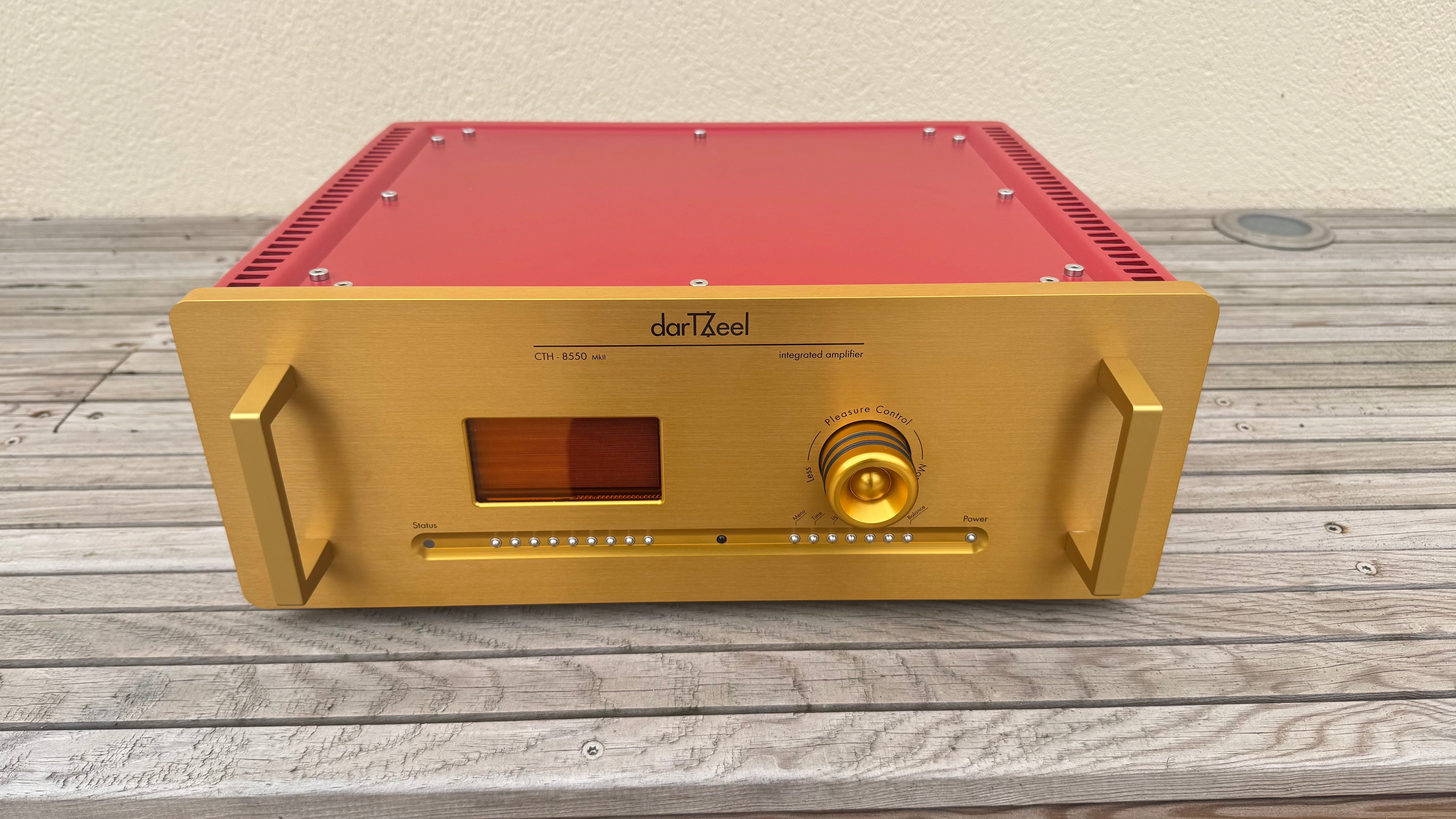 darTZeel Integrated amplifier CTH-8550 Mk2 - demo unit