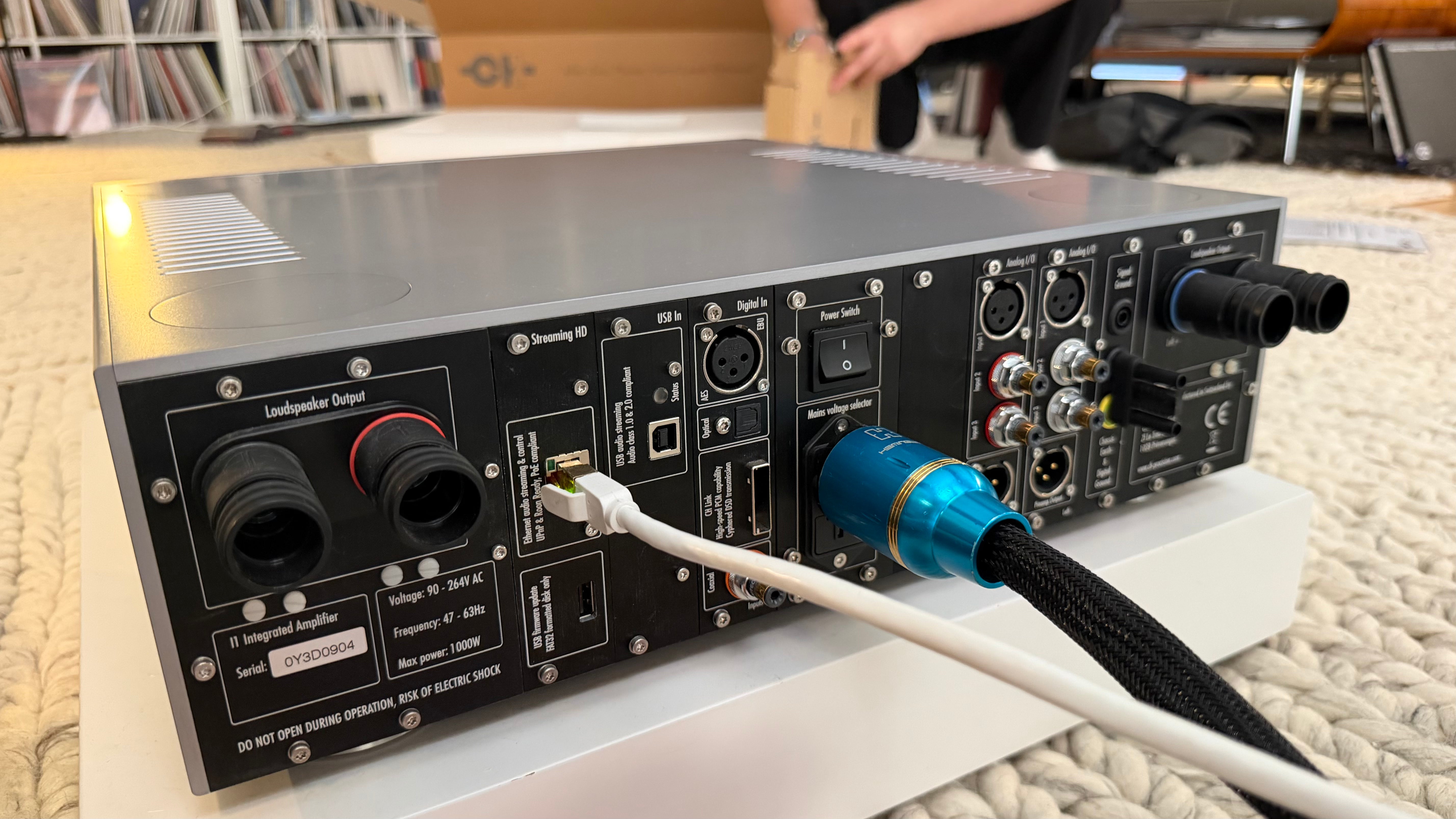 Amplificateur intégré CH Precision I1 avec option carte Streamer HD