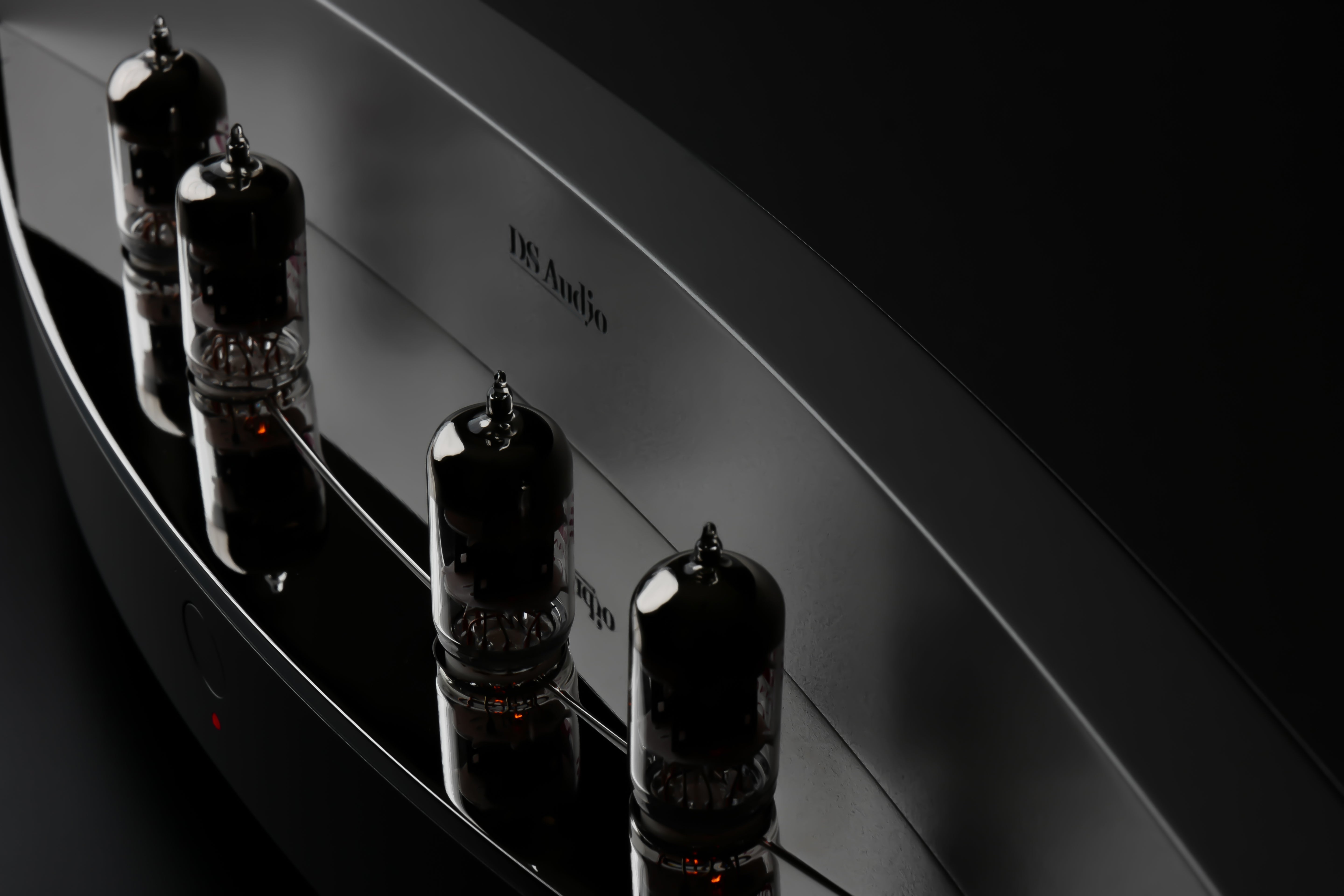 DS Audio - TB100 Tube Phono Equalizer