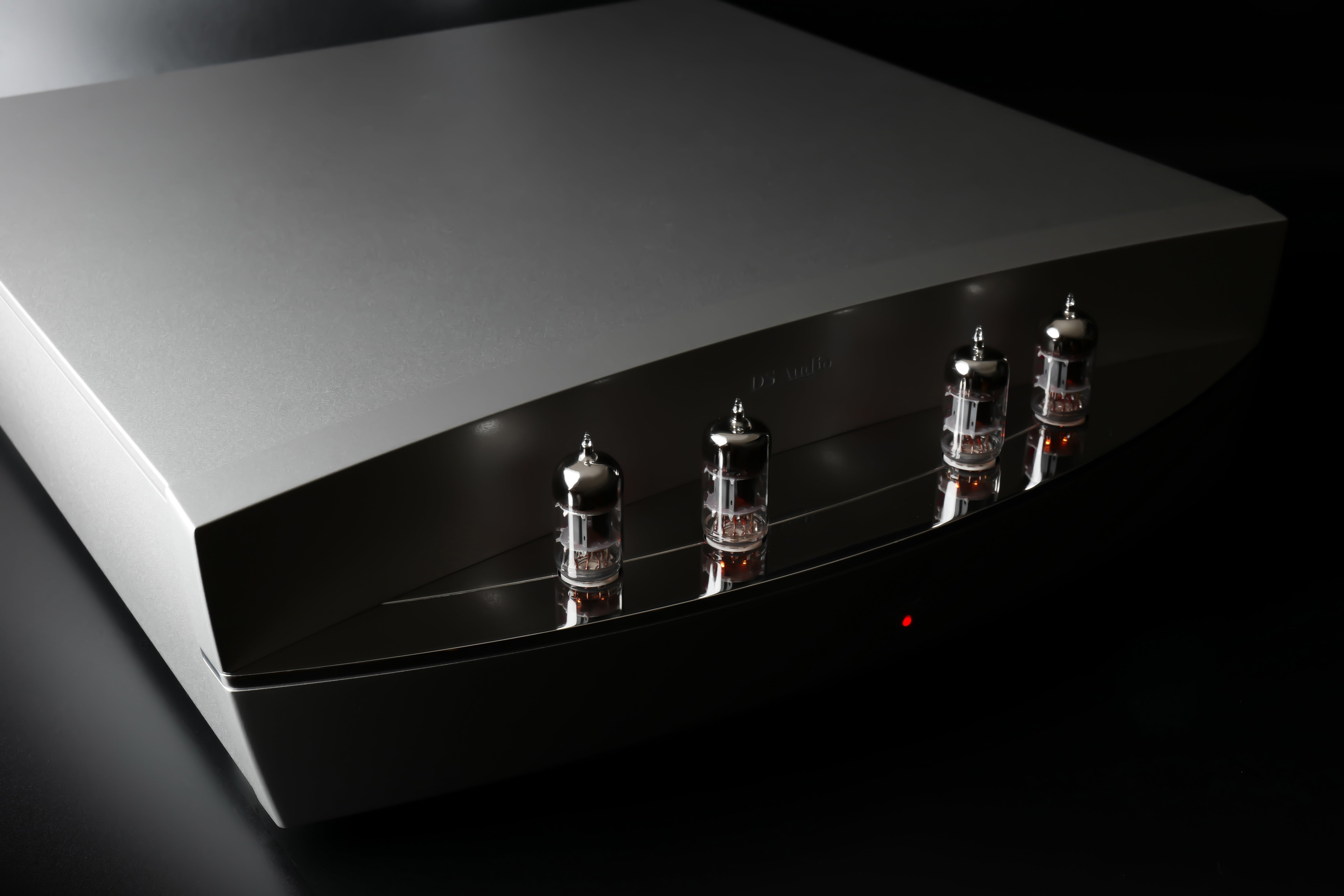 DS Audio - TB100 Tube Phono Equalizer