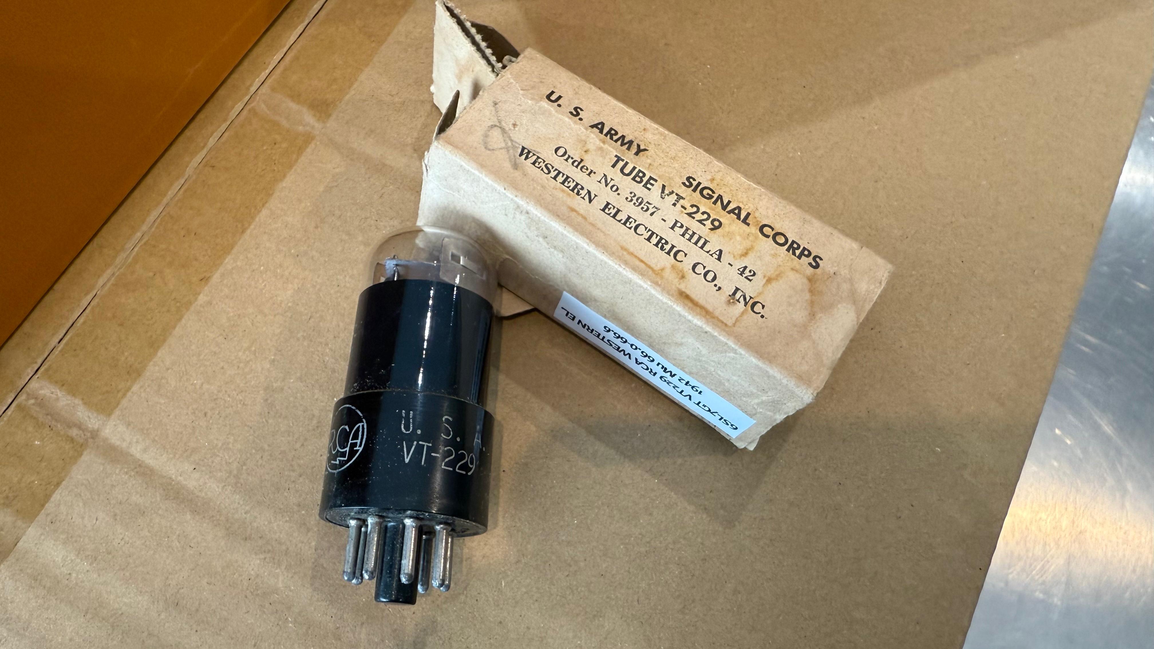 Amplificateur intégré Line Magnetic LM-805IA Noir