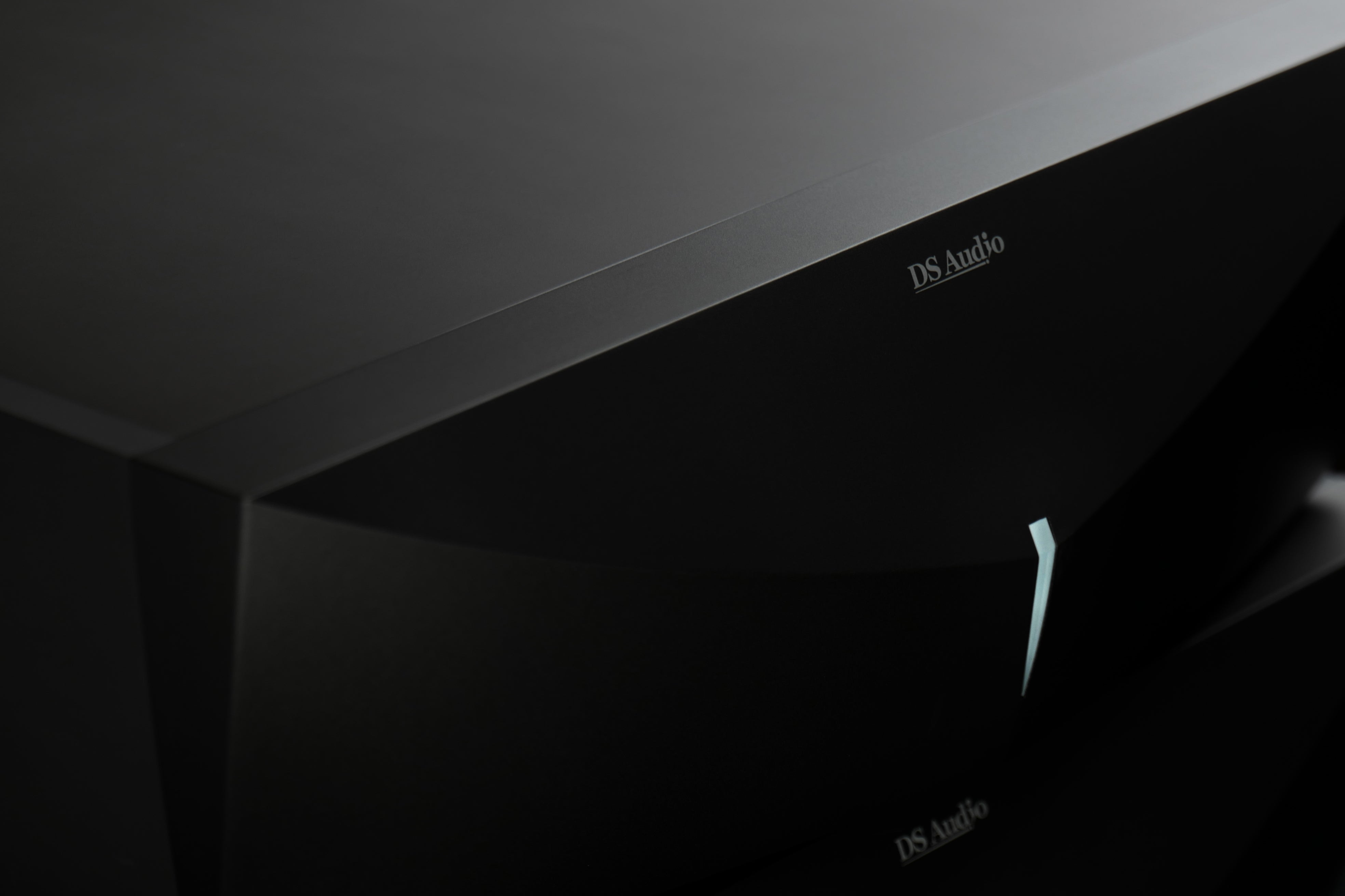 DS Audio - Grand Master