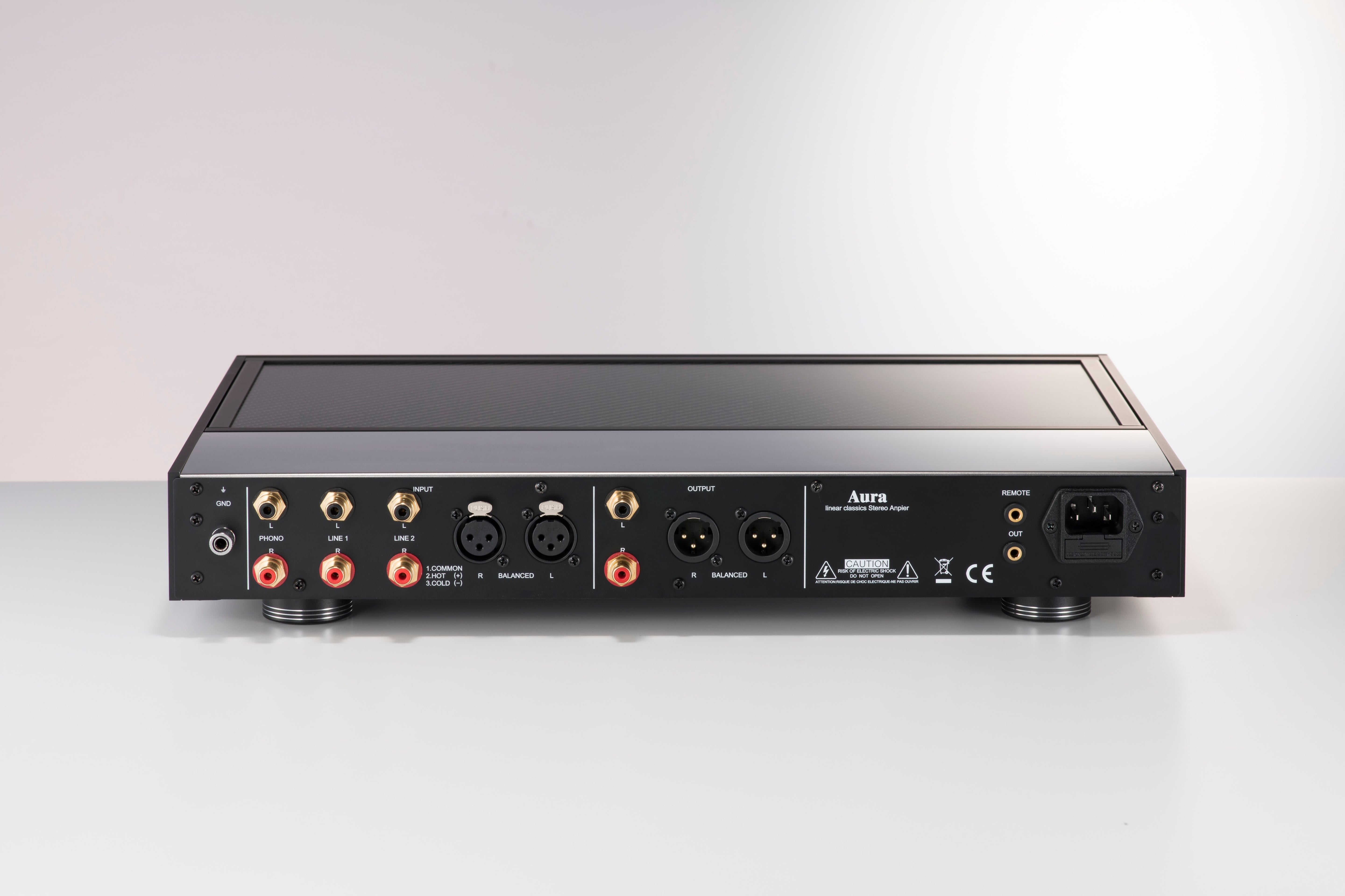 Aura LCC1 - Preamp/Headphone Amplifier